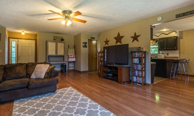 7860 West Elwren Road Bloomington, IN 47403 - Photo 8 of 31 Gallery Image 8