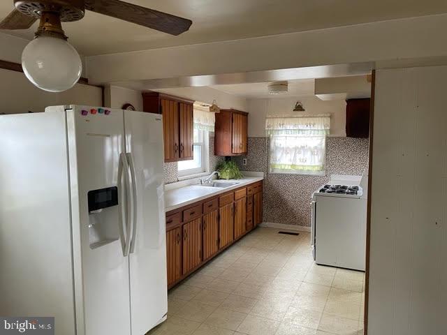 1312 Woodbridge Road Baltimore, MD 21228 - Photo 3 of 17 Gallery Image 3