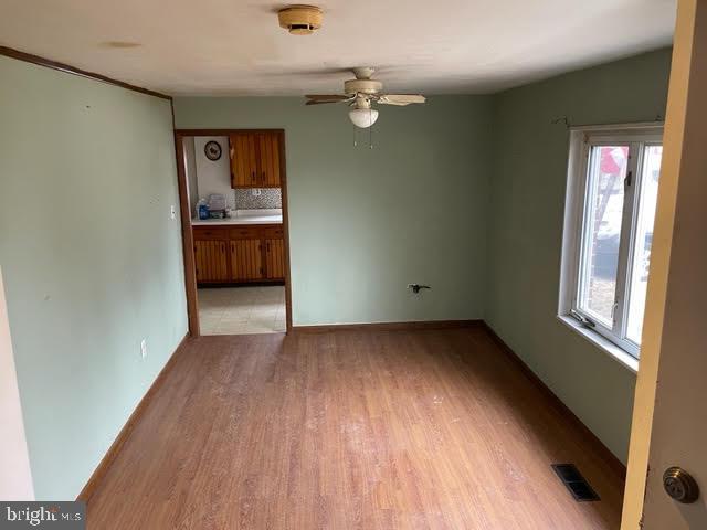 1312 Woodbridge Road Baltimore, MD 21228 - Photo 5 of 17 Gallery Image 5