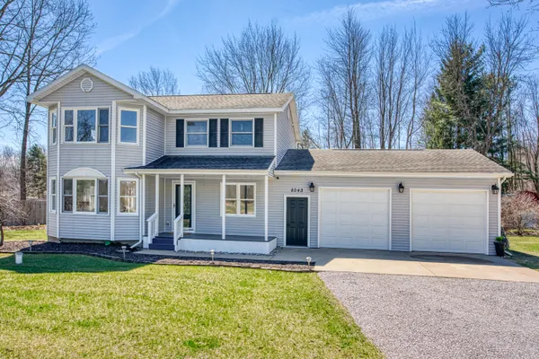 $329,900 | 8043 West Dodge Road, Montrose, MI 48457