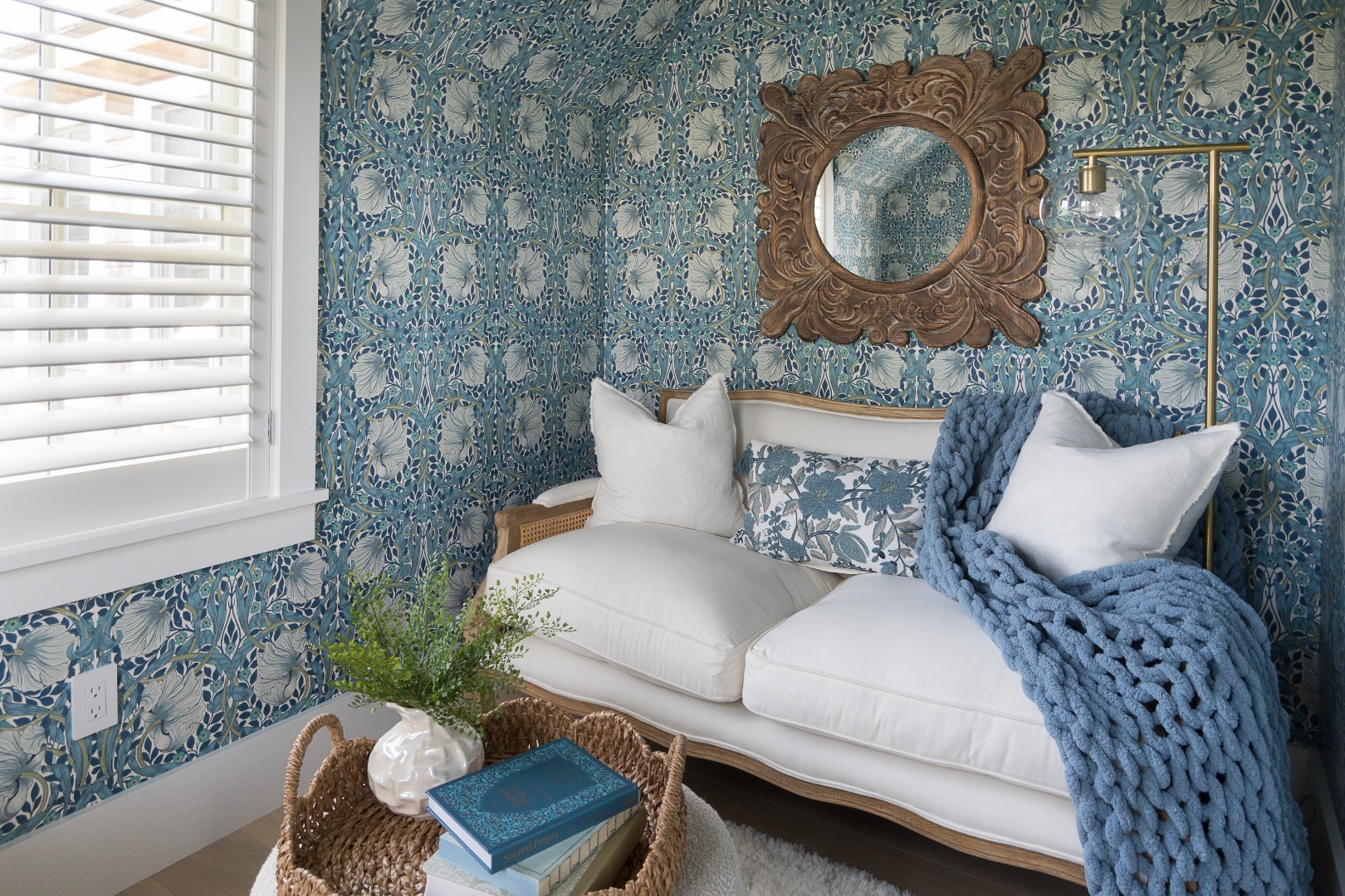 41 Monomoy Road Nantucket, MA 02554 - Photo 48 of 54 a bedroom with a bed and a window