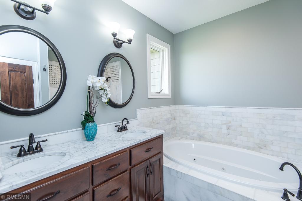 2353 Britwood Lane Southwest Rochester, MN 55902 - Photo 53 of 75 Gallery Image 53