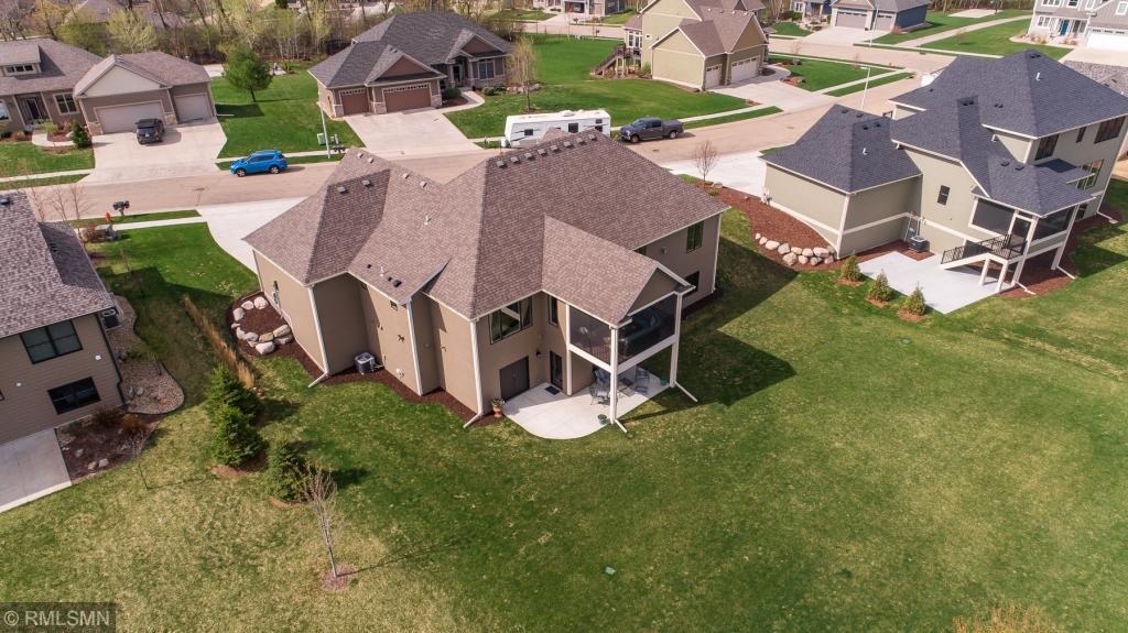 2353 Britwood Lane Southwest Rochester, MN 55902 - Photo 9 of 75 Gallery Image 9