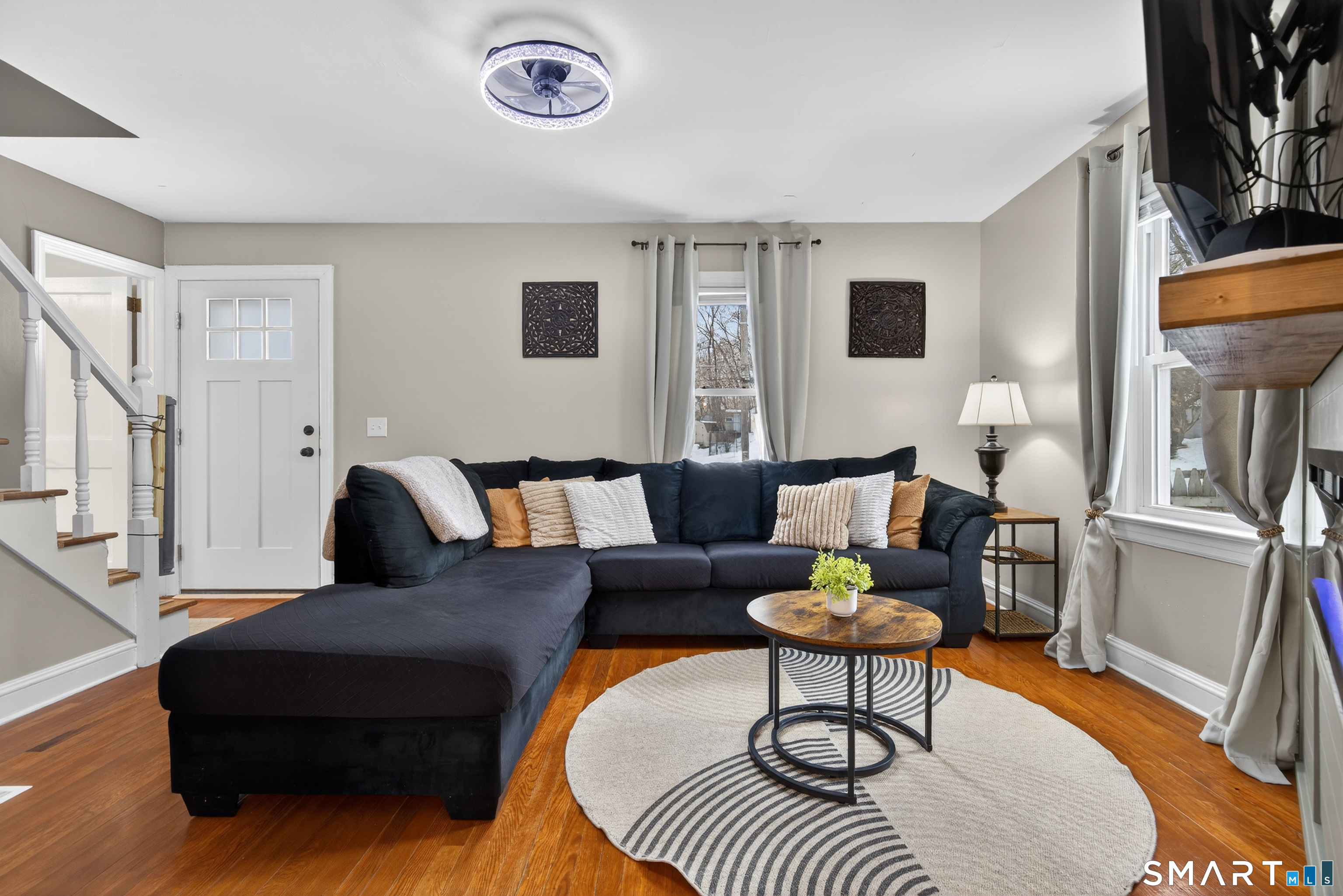 15 Evelyn Road Derby, CT 06418 - Photo 6 of 34 a living room with furniture