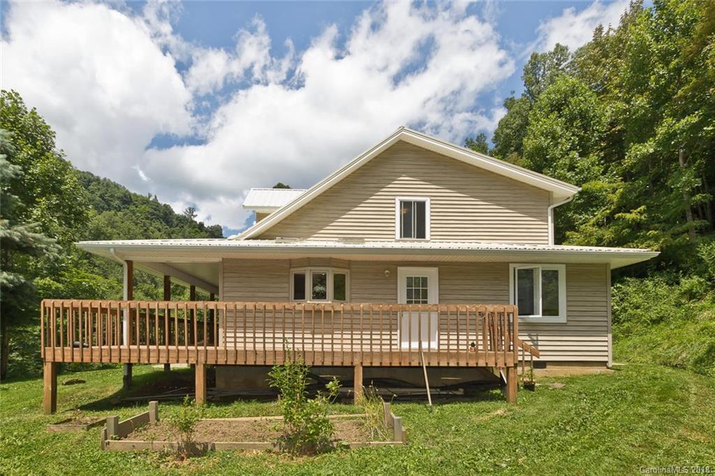 282 Fox Creek Road Mars Hill, NC 28754 - Photo 27 of 36 a front view of a house with a porch