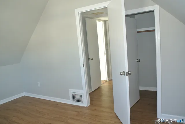 $2,600 | 492 West River Street, Milford, CT 06461