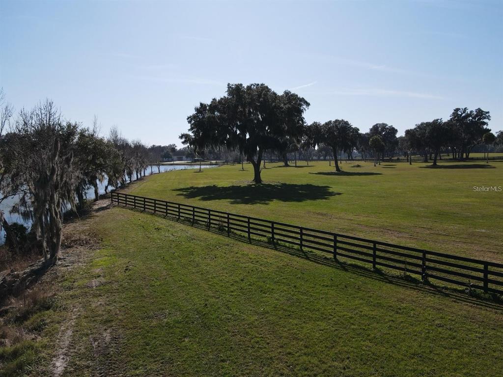 Southeast 61st Terrace Road, Unit 15 Summerfield, FL 34491 - Photo 7 of 18 Gallery Image 7