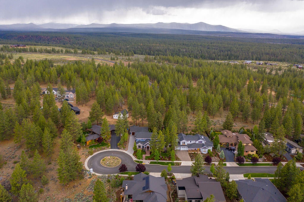 3336 Northwest Shevlin Ridge Bend, OR 97703 - Photo 68 of 69 RileyVisuals-78