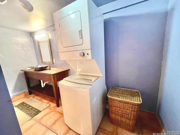 $150,000 | 299 Fort Clark Road, Brackettville, TX 78832