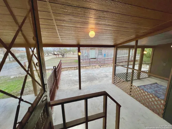 $150,000 | 299 Fort Clark Road, Brackettville, TX 78832