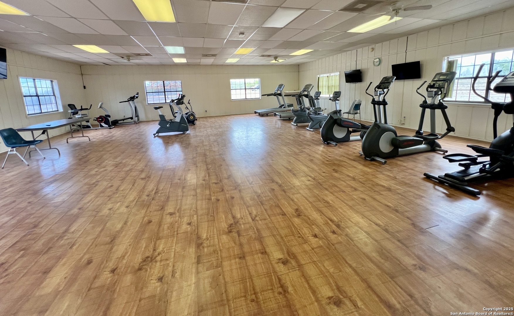 299 Fort Clark Road Brackettville, TX 78832 - Photo 44 of 50 a view of a room with gym equipment