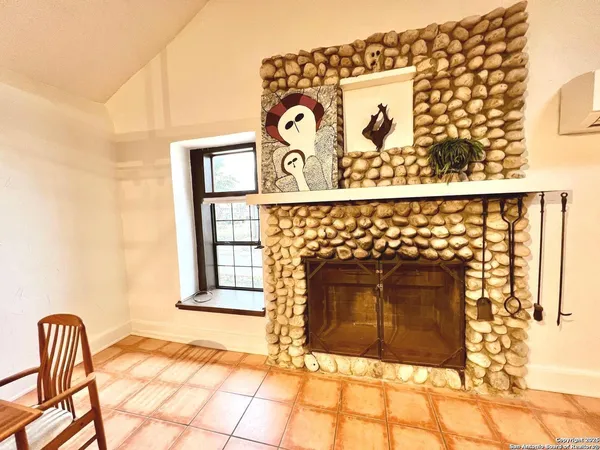 $150,000 | 299 Fort Clark Road, Brackettville, TX 78832