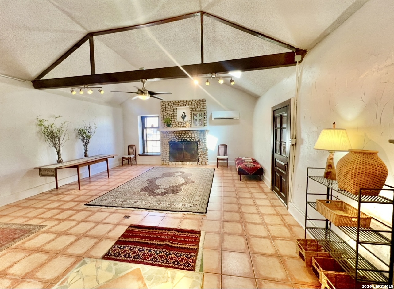 299 Fort Clark Road Brackettville, TX 78832 - Photo 7 of 50 a living room with a rug
