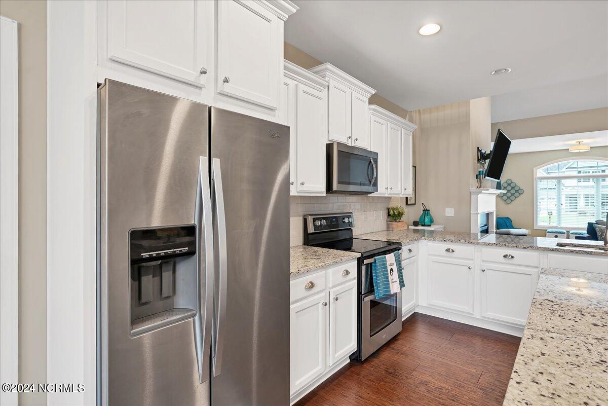23 Bedford Circle Pinehurst, NC 28374 - Photo 21 of 58 Kitchen