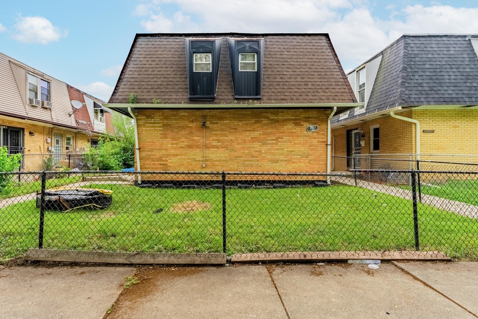 11555 South Racine Avenue Chicago, IL 60643 - Photo 1 of 16 Gallery Image 1