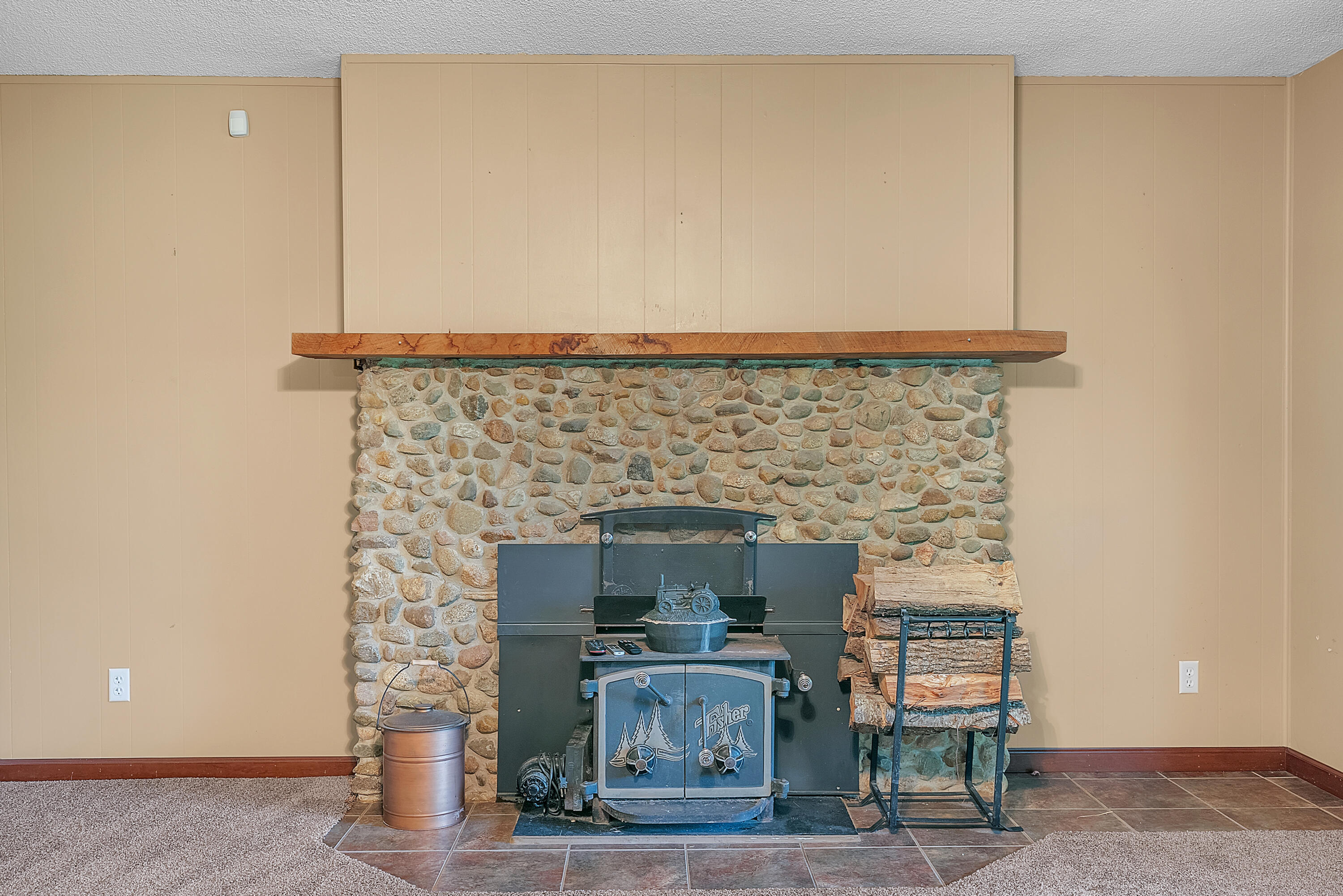 2204 South Meridian Road Morocco, IN 47963 - Photo 15 of 35