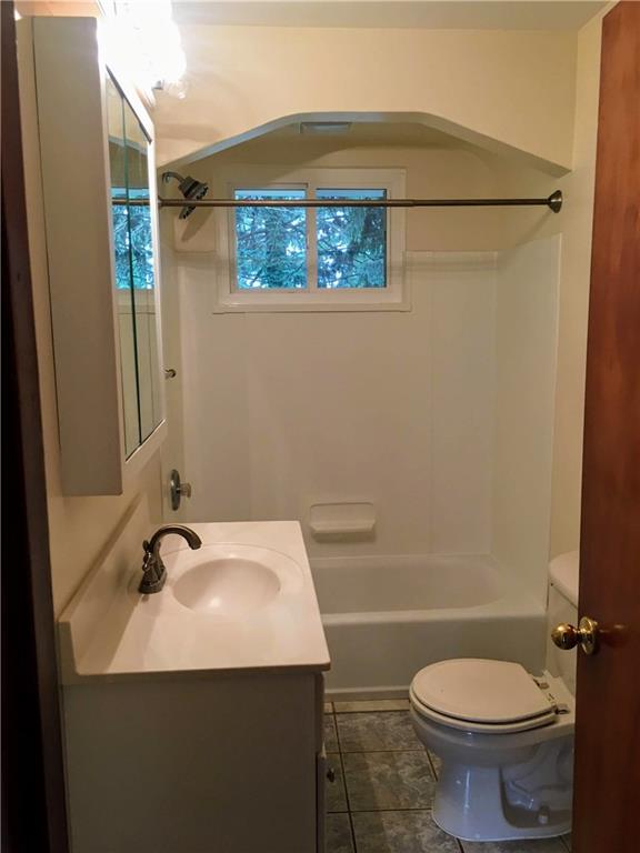 220 Hookstown Grade Road Coraopolis, PA 15108 - Photo 14 of 21 Gallery Image 14