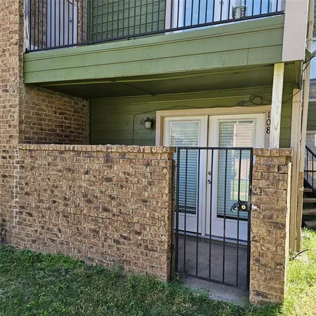 $1,095 | 9837 Walnut Street, Unit 108, Dallas, TX 75243