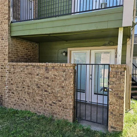 $1,095 | 9837 Walnut Street, Unit 108, Dallas, TX 75243