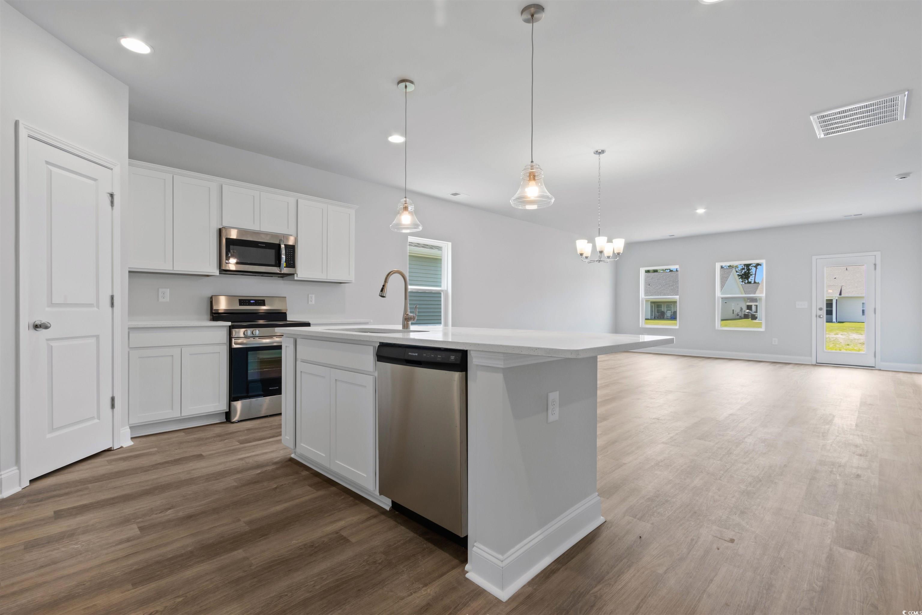 2405 Campton Loop Conway, SC 29527 - Photo 11 of 40 Gallery Image 11