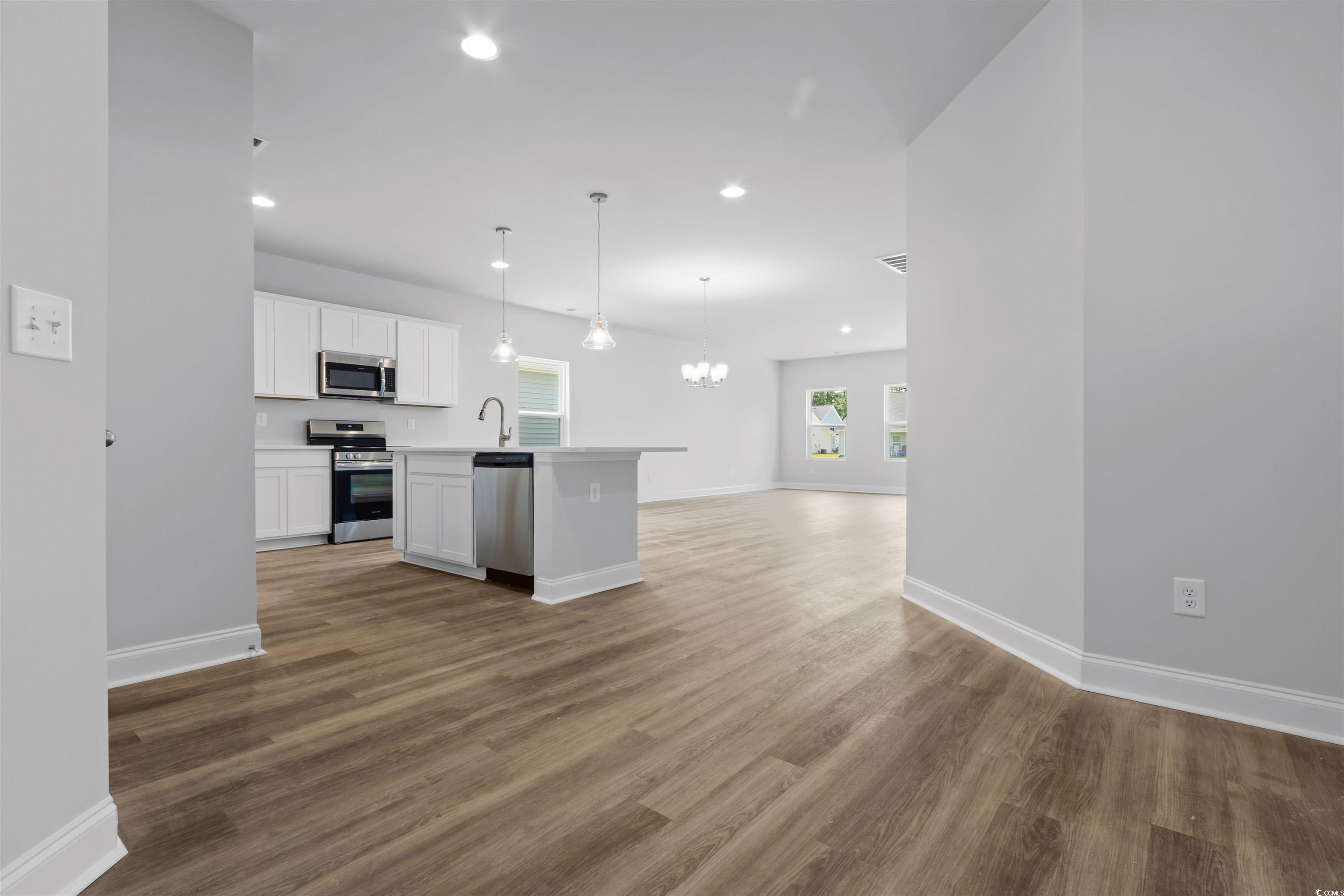 2405 Campton Loop Conway, SC 29527 - Photo 8 of 40 Gallery Image 8
