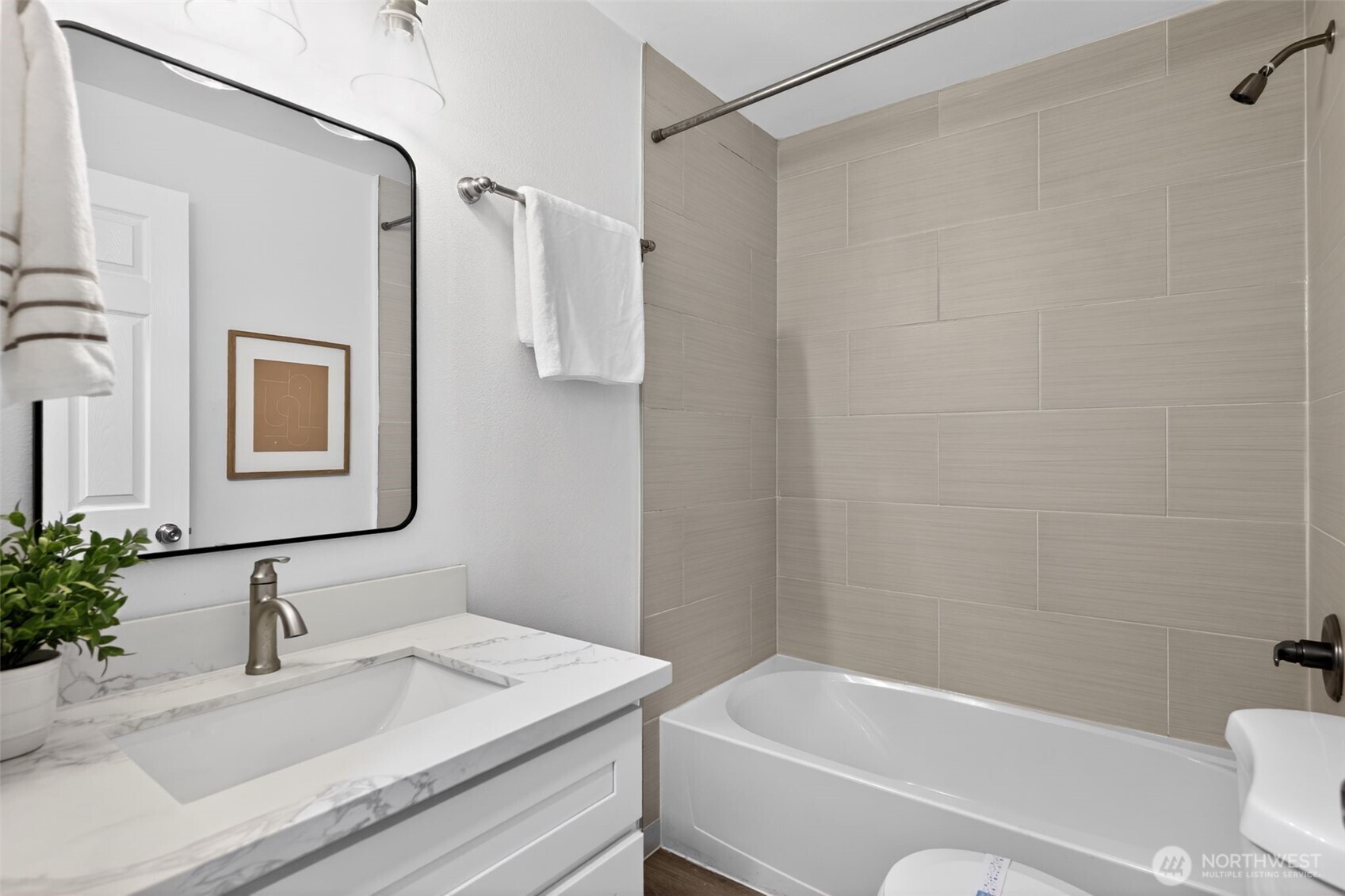 8742 3rd Avenue Northwest Seattle, WA 98117 - Photo 19 of 28