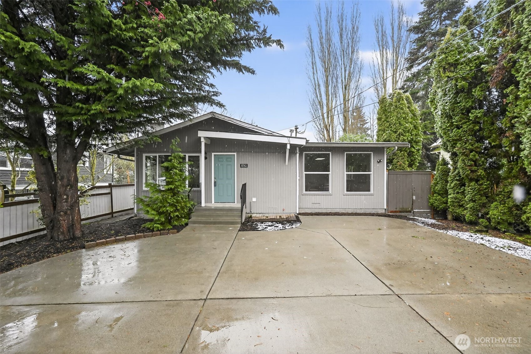 8742 3rd Avenue Northwest Seattle, WA 98117 - Photo 25 of 28