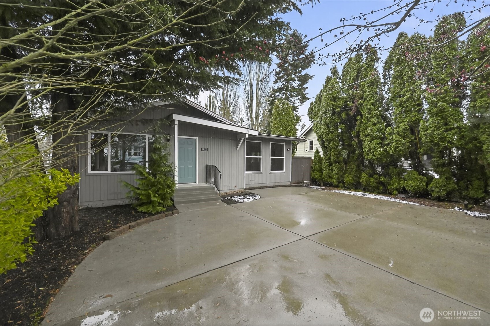 8742 3rd Avenue Northwest Seattle, WA 98117 - Photo 26 of 28