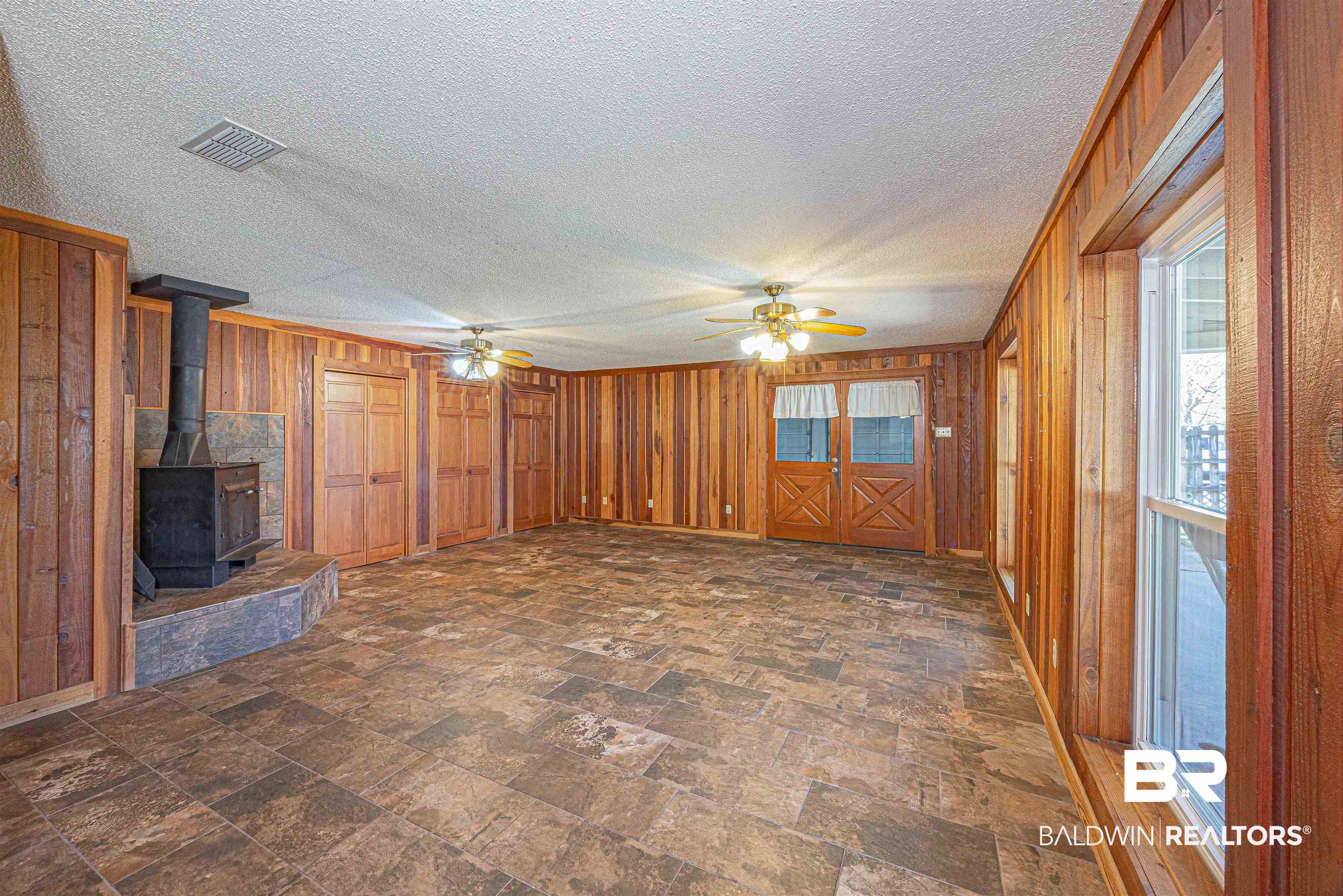 43101 Brown Road Bay Minette, AL 36507 - Photo 10 of 81 Family room with wood burning stove