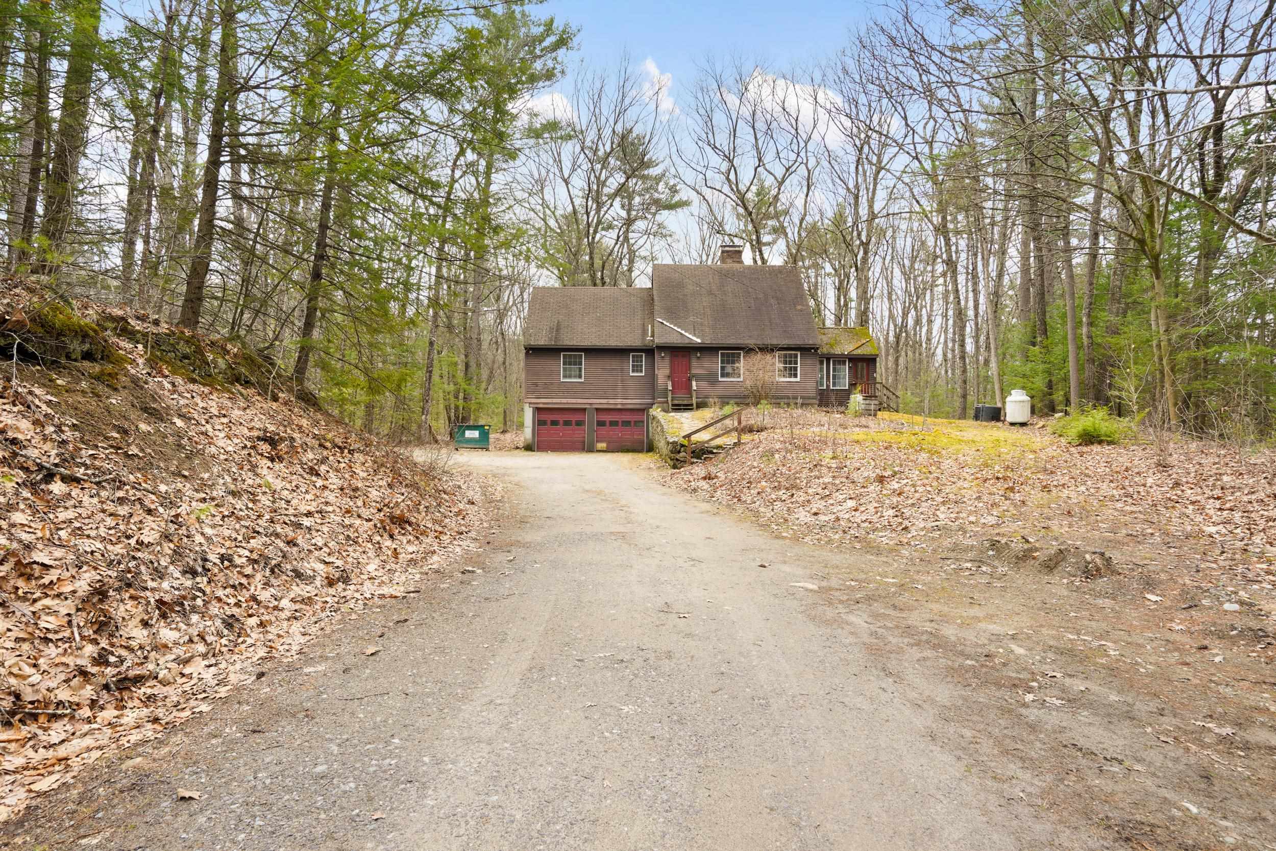 220 Riverdale Road New Boston, NH 03070 - Photo 2 of 35