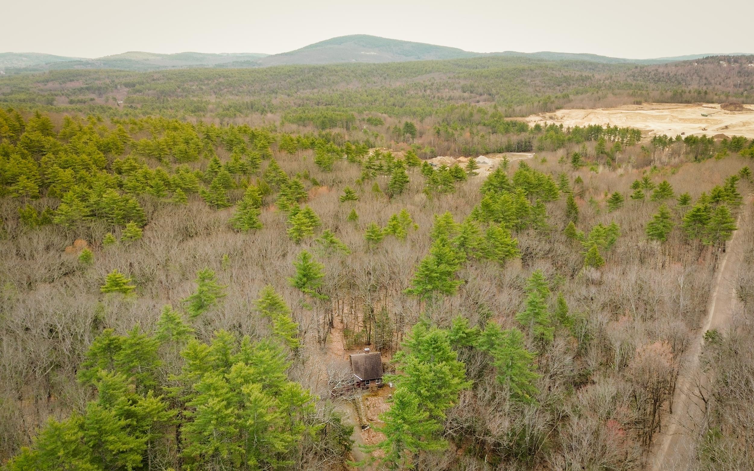 220 Riverdale Road New Boston, NH 03070 - Photo 30 of 35