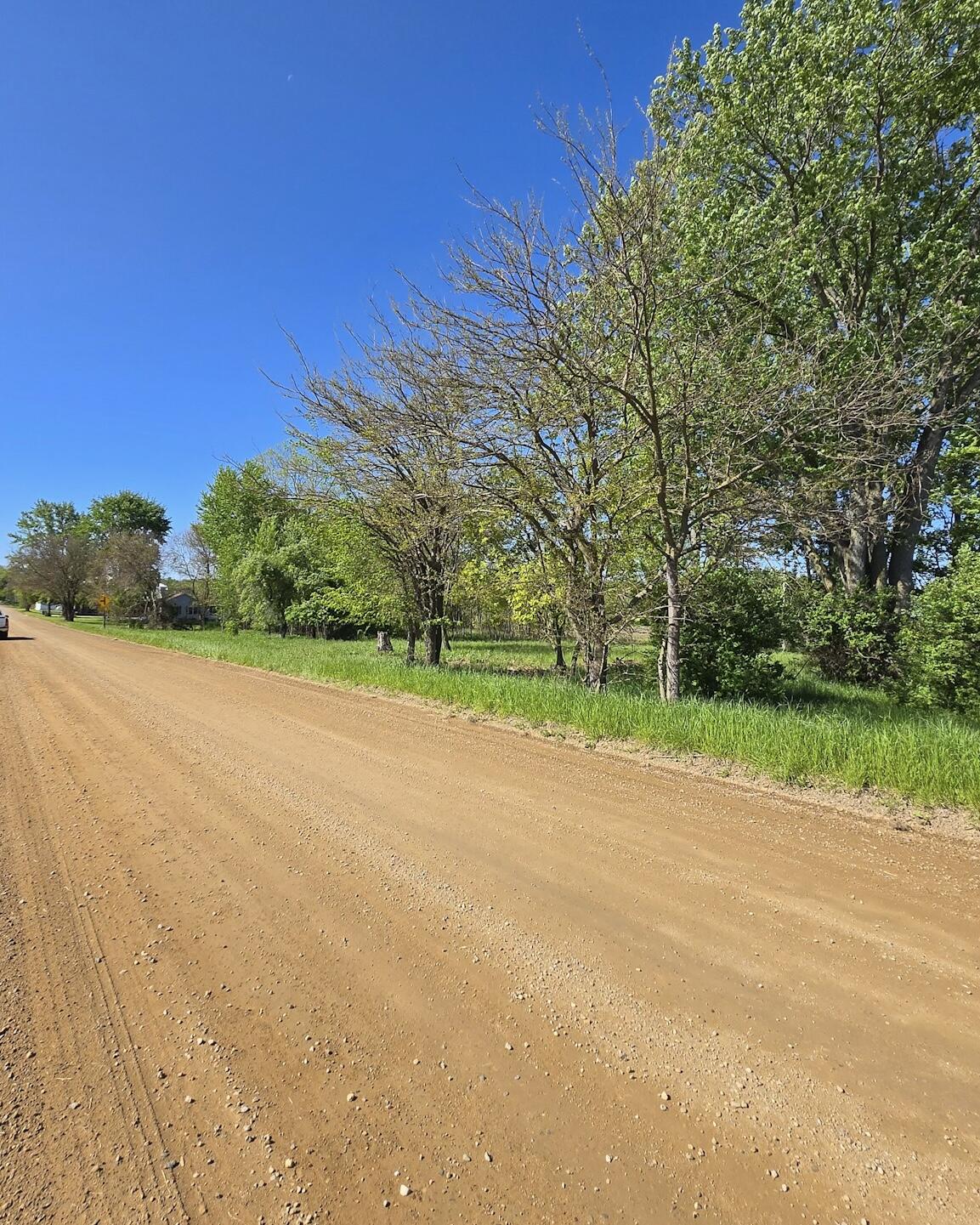 18946 Avery Road Three Oaks, MI 49128 - Photo 2 of 9 IMG_6152