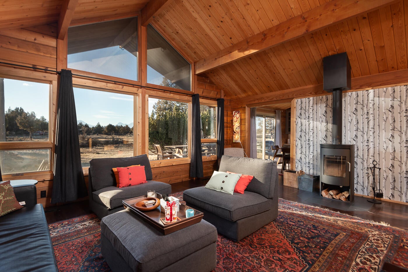 18955 Pinehurst Road Bend, OR 97703 - Photo 4 of 39 Pinehurst_Chris-36