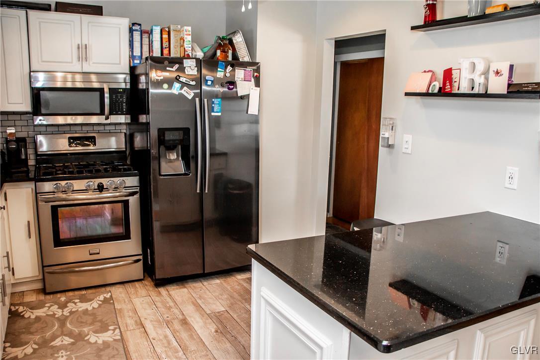1806 Hampton Road Bethlehem, PA 18020 - Photo 14 of 42 Gallery Image 14