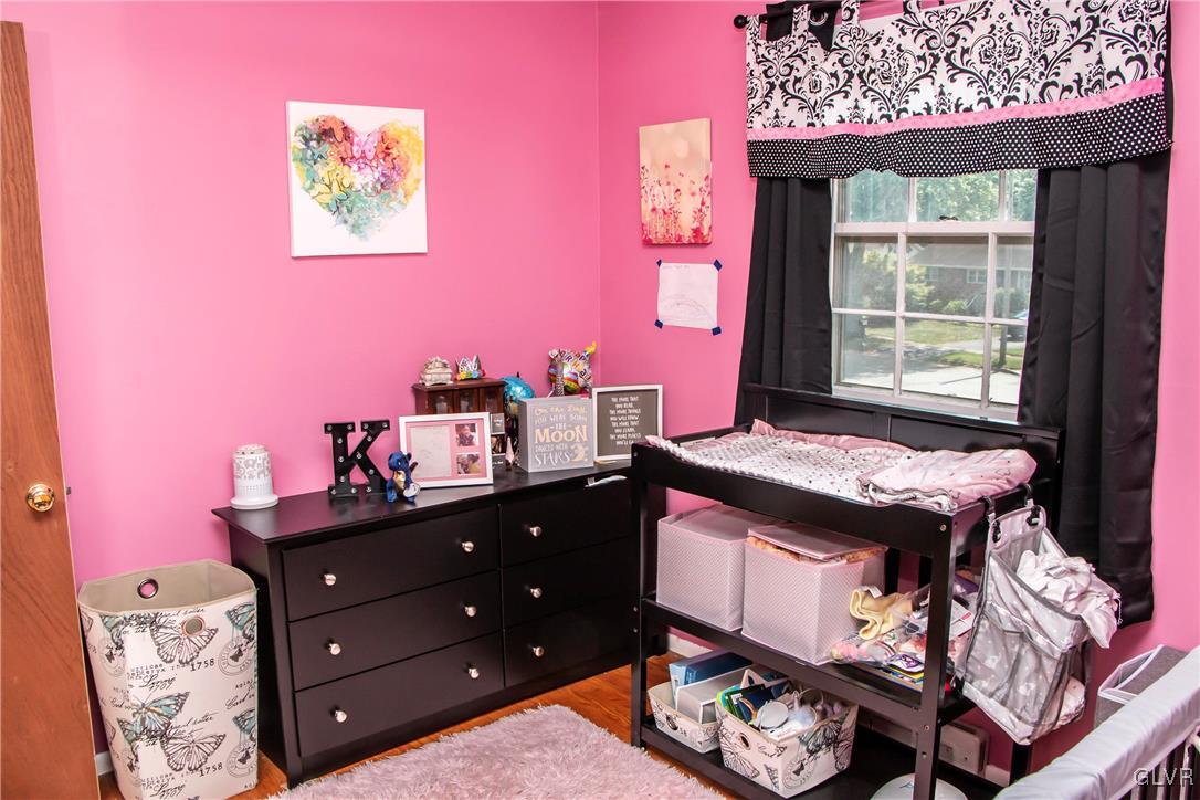 1806 Hampton Road Bethlehem, PA 18020 - Photo 24 of 42 Gallery Image 24