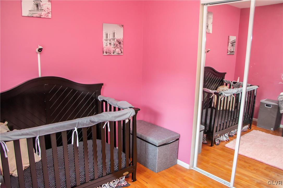 1806 Hampton Road Bethlehem, PA 18020 - Photo 26 of 42 Gallery Image 26
