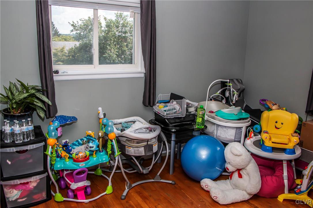 1806 Hampton Road Bethlehem, PA 18020 - Photo 27 of 42 Gallery Image 27