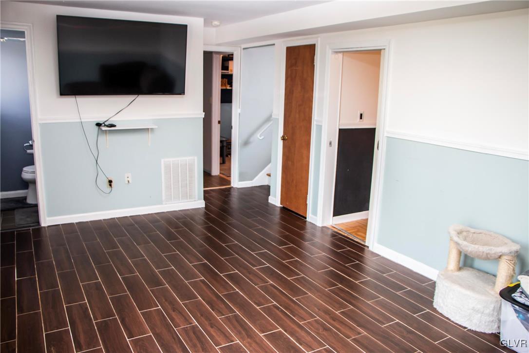 1806 Hampton Road Bethlehem, PA 18020 - Photo 30 of 42 Gallery Image 30