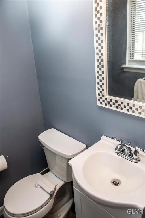 1806 Hampton Road Bethlehem, PA 18020 - Photo 34 of 42 Gallery Image 34