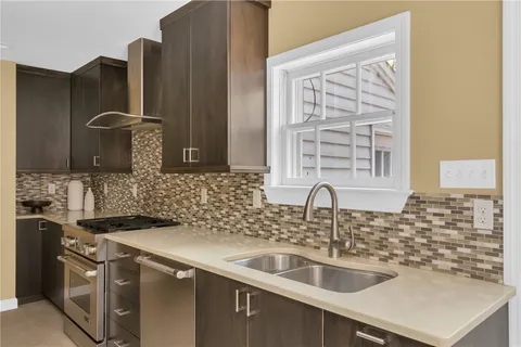 $1,325,000 | 201 North Main Street, Providence, RI 02903