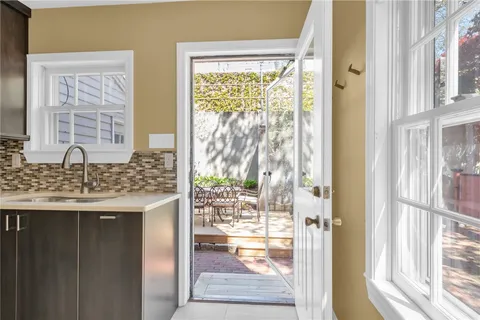 $1,325,000 | 201 North Main Street, Providence, RI 02903