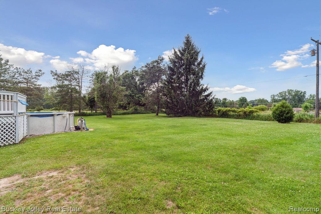 5649 Byron Road Howell, MI 48855 - Photo 26 of 29