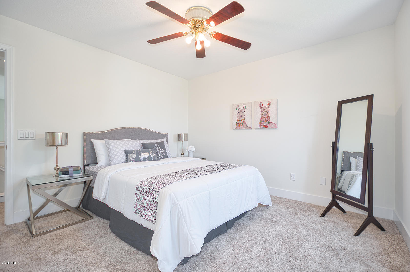 600 Ocotlan Way Oxnard, CA 93030 - Photo 14 of 21 13 D85_7225