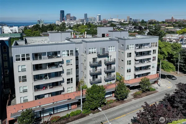 $385,000 | 303 23rd Avenue South, Unit 506, Seattle, WA 98144