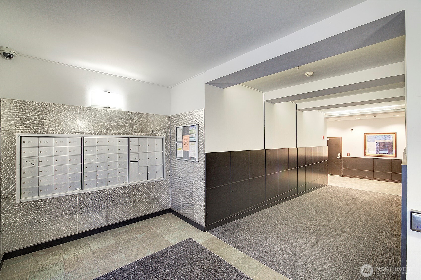 303 23rd Avenue South, Unit 506 Seattle, WA 98144 - Photo 30 of 36