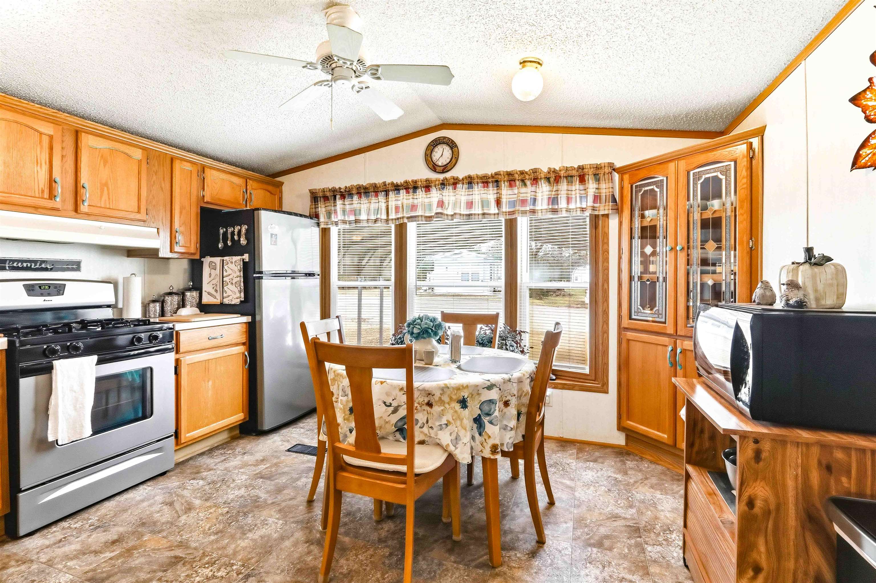 1870 County F, Unit 77 Friendship, WI 53934 - Photo 9 of 25