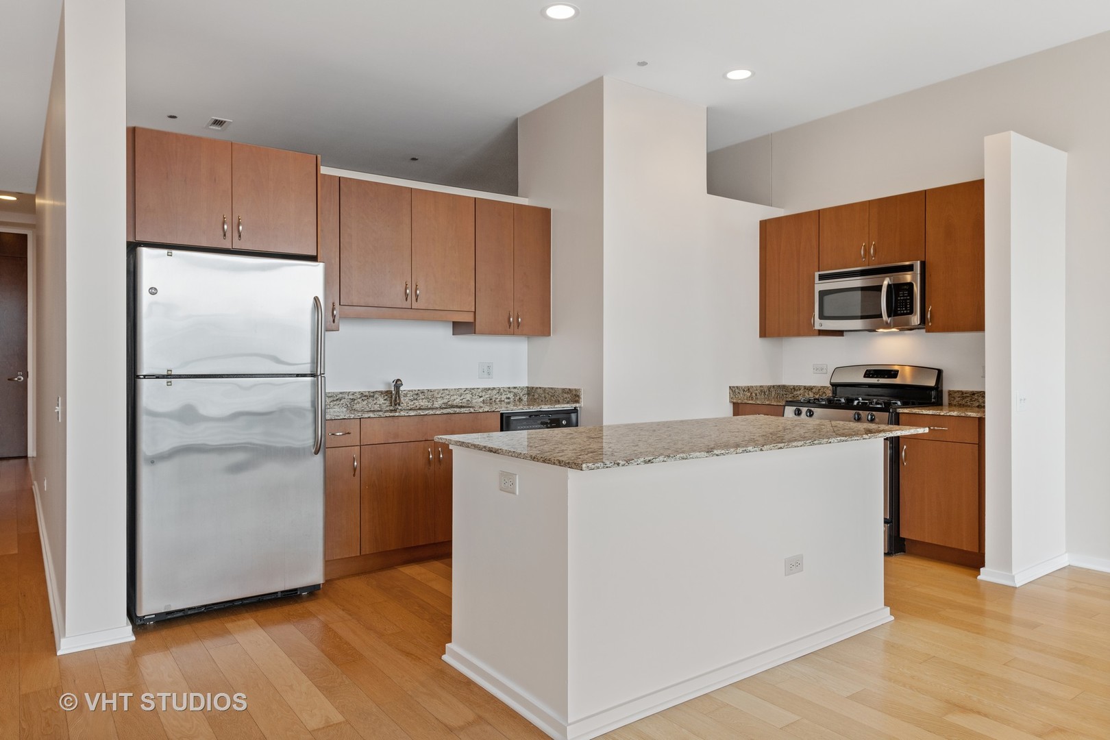65 East Monroe Street, Unit 4407 Chicago, IL 60603 - Photo 5 of 13