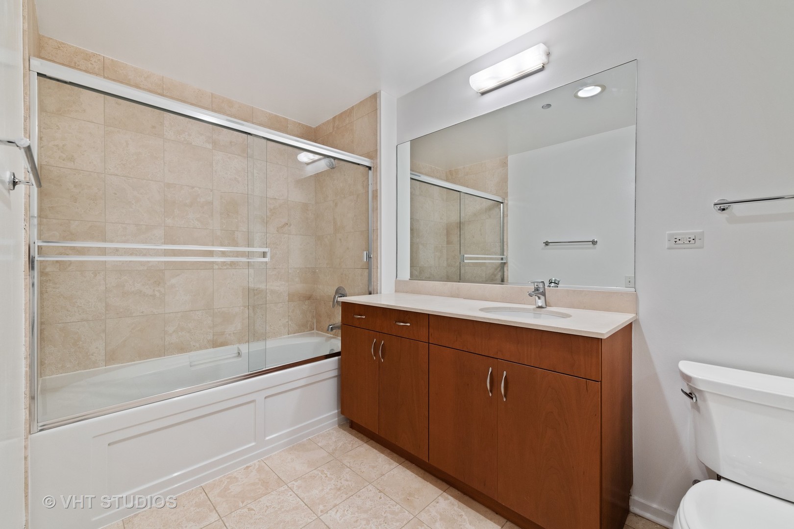 65 East Monroe Street, Unit 4407 Chicago, IL 60603 - Photo 8 of 13