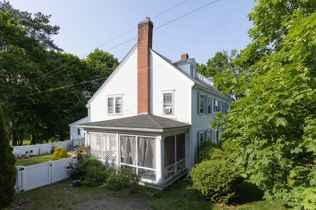 148 Main Street Rowley, MA 01969 - Photo 3 of 24 Gallery Image 3