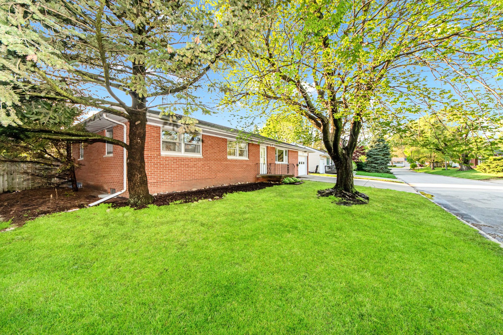 7 University Court Normal, IL 61761 - Photo 28 of 34 Gallery Image 28